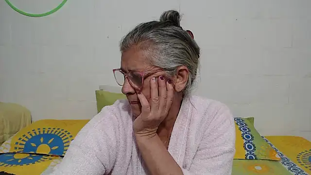 candy mature  online show from February 2026 11:49:02 PM