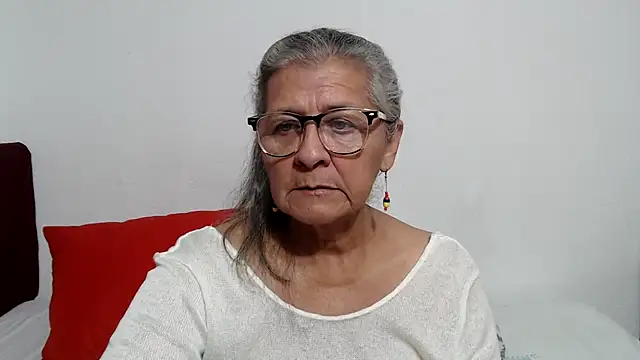 candy mature  online show from May 2026 11:24:01 PM