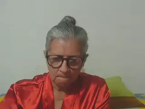 Snapshot of candy_mature_ chatting on March 2025 10:20:01 PM candy mature online show from March 2025 10:20:01 PM
