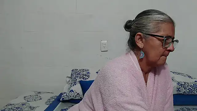 candy mature  online show from November 2025 10:57:01 PM