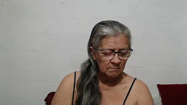 Snapshot of candy_mature_ chatting on October 2025 12:07:01 PM candy mature online show from October 2025 12:07:01 PM