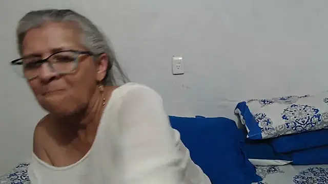 candy mature  online show from November 2025 10:24:02 PM