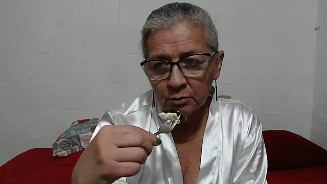 Snapshot of candy_mature_ chatting on October 2025 11:49:01 PM candy mature online show from October 2025 11:49:01 PM
