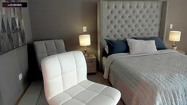 vangie  online show from December 2025 05:45:01 PM