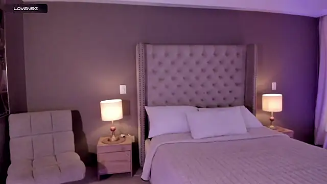 vangie  online show from October 2025 12:04:02 PM