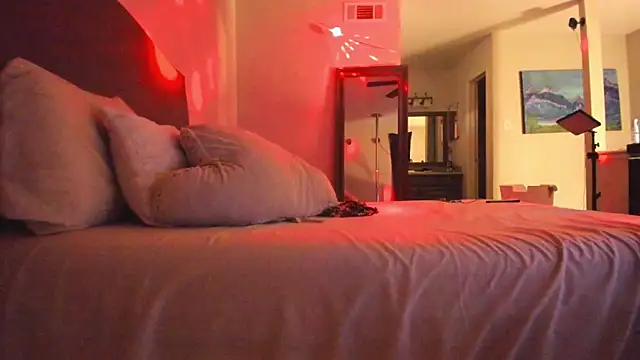 yiauana online show from January 2026 05:47:01 AM