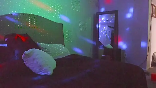 yiauana online show from March 2026 02:57:02 AM