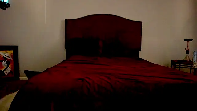 yiauana online show from October 2025 11:09:01 AM