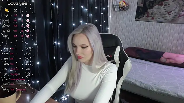 VikaPowers online show from December 2024 07:16:02 PM