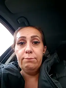 AvaLloyd online show from March 2025 04:05:02 PM