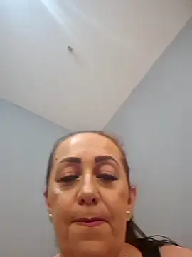 AvaLloyd online show from March 2025 03:46:02 AM