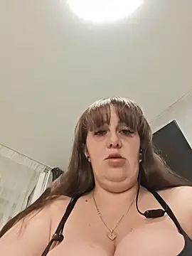 AvaLloyd online show from May 2026 02:22:02 AM