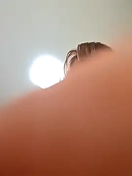 AvaLloyd online show from March 2026 03:16:01 AM