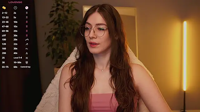 Ester Hill online show from December 2025 01:50:02 AM