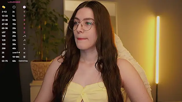 Ester Hill online show from March 2026 04:16:02 AM