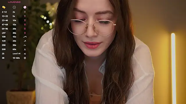 Ester Hill online show from January 2026 02:26:01 AM