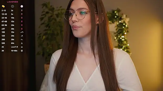 Ester Hill online show from December 2025 02:36:02 AM