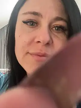 Snapshot of CuteNata chatting on February 2025 01:53:02 PM CuteNata online show from February 2025 01:53:02 PM