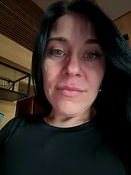 Snapshot of CuteNata chatting on December 2025 12:37:01 PM CuteNata online show from December 2025 12:37:01 PM