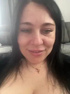 Snapshot of CuteNata chatting on March 2025 11:31:02 AM CuteNata online show from March 2025 11:31:02 AM