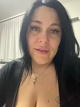 Snapshot of CuteNata chatting on March 2025 06:57:01 PM CuteNata online show from March 2025 06:57:01 PM