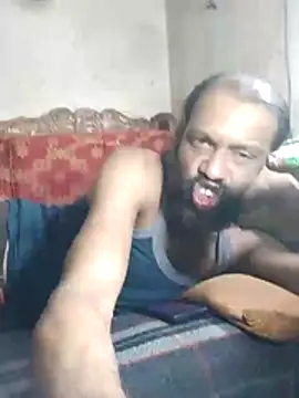 BadBoySmoker7070 online show from May 2026 10:35:01 PM