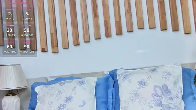 EmilyColle  online show from November 2025 07:46:01 PM