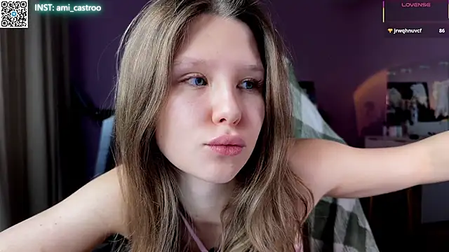 Snapshot of Ameliia_castro chatting on December 2025 04:44:02 AM Ameliia castro online show from December 2025 04:44:02 AM