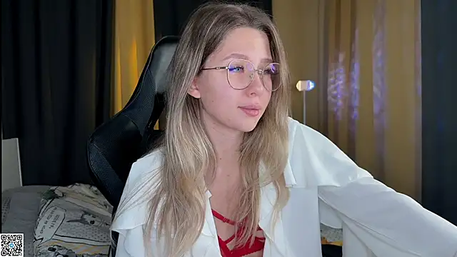 Ameliia castro online show from October 2025 01:40:01 AM