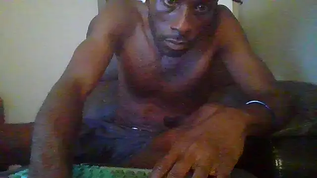 Snapshot of razzynolight chatting on July 2026 02:33:01 AM razzynolight online show from July 2026 02:33:01 AM