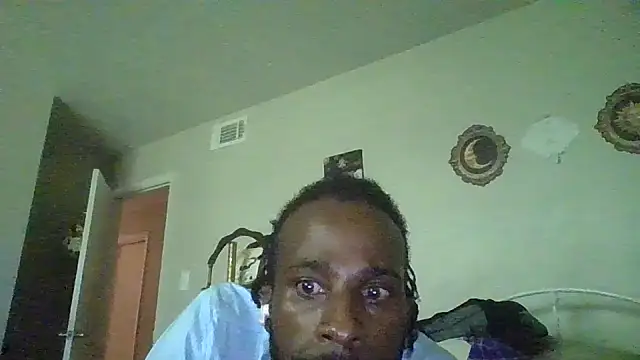 Snapshot of razzynolight chatting on June 2026 06:34:01 PM razzynolight online show from June 2026 06:34:01 PM