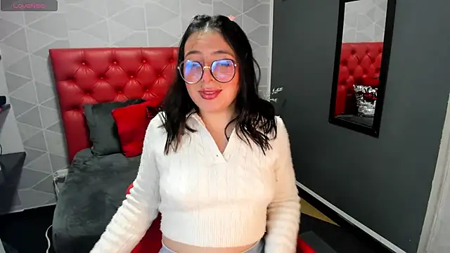 MiaWils  online show from February 2025 07:27:02 PM