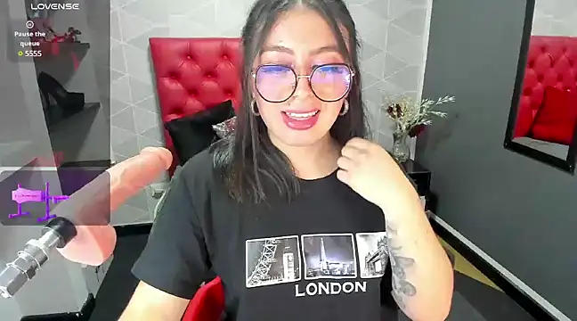 MiaWils  online show from March 2025 10:24:01 PM