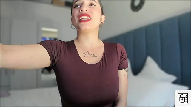  Susiee  online show from February 2025 01:41:01 PM