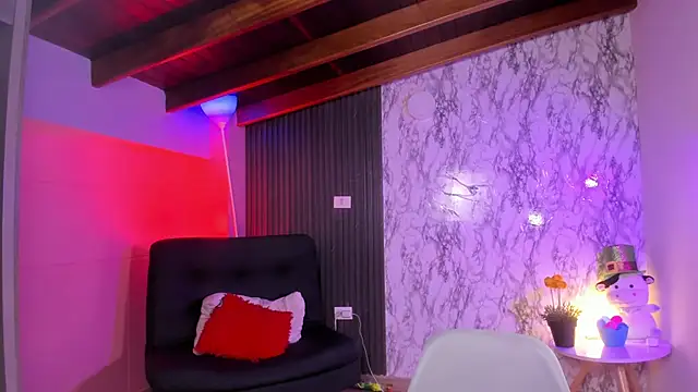 chloe blue online show from October 2025 11:19:01 AM