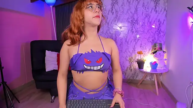 chloe blue online show from October 2025 11:20:01 AM