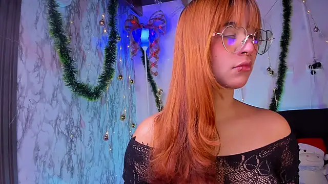 chloe blue online show from December 2025 11:27:01 AM