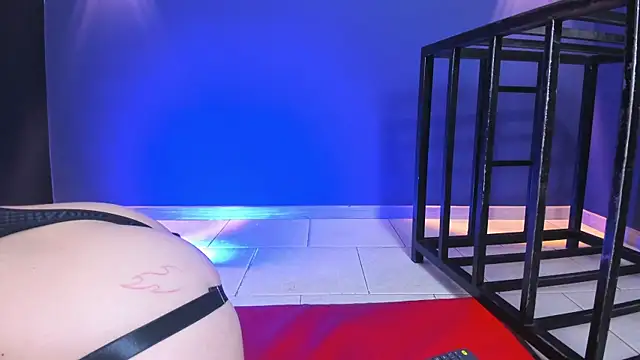 Santa Cooper  online show from March 2026 03:34:01 AM