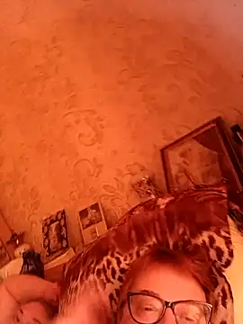 Snapshot of Baunti5555 chatting on February 2026 01:02:01 PM Baunti5555 online show from February 2026 01:02:01 PM