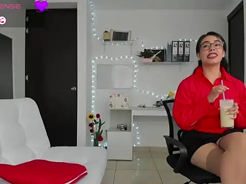 susana monroy online show from April 2026 07:29:02 PM