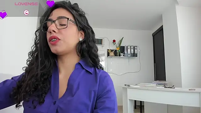 susana monroy online show from March 2026 06:36:01 PM
