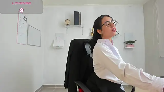 susana monroy online show from September 2025 05:52:01 PM