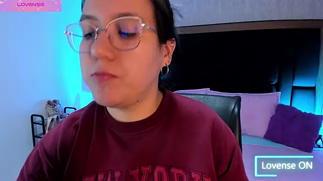 sweet--emily online show from October 2025 04:13:02 AM
