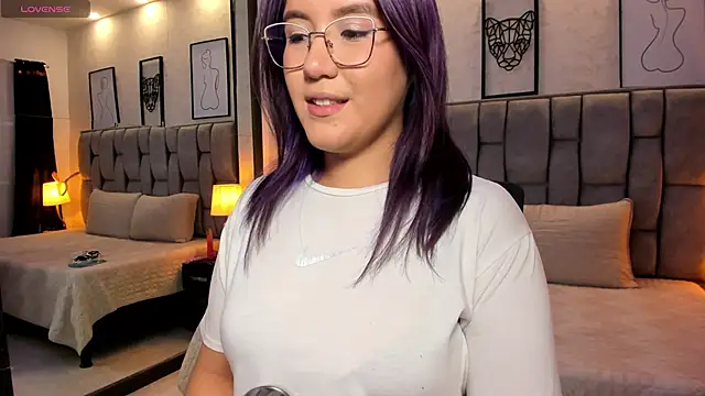 sweet--emily online show from February 2025 04:17:02 AM