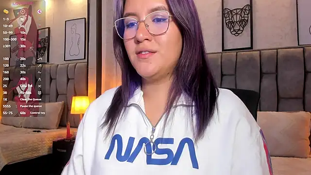 sweet--emily online show from February 2025 09:29:02 AM