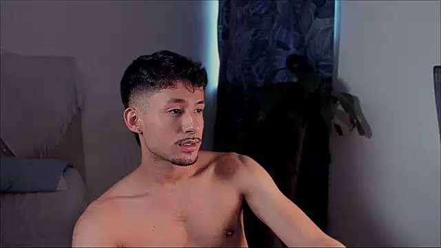 Snapshot of dimitri_targaryen chatting on November 2025 07:57:01 PM dimitri targaryen online show from November 2025 07:57:01 PM