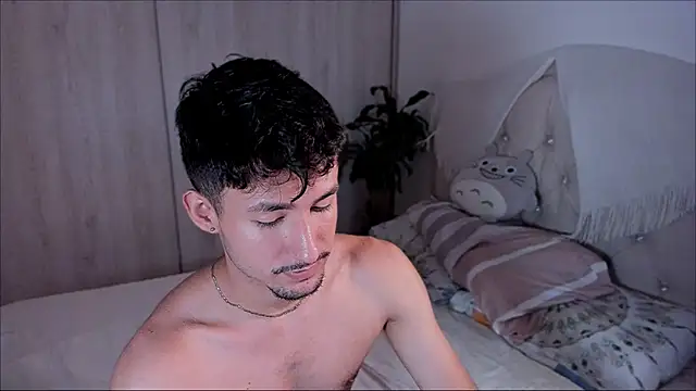 Snapshot of dimitri_targaryen chatting on October 2025 04:44:02 PM dimitri targaryen online show from October 2025 04:44:02 PM