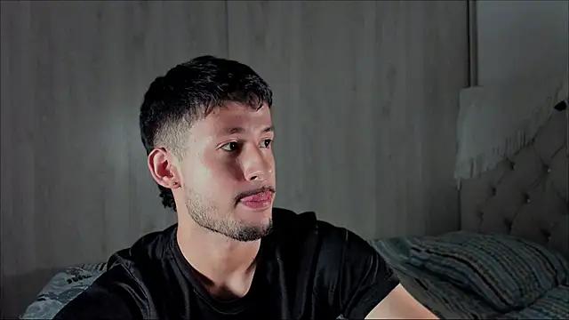 dimitri targaryen online show from March 2026 08:36:02 AM