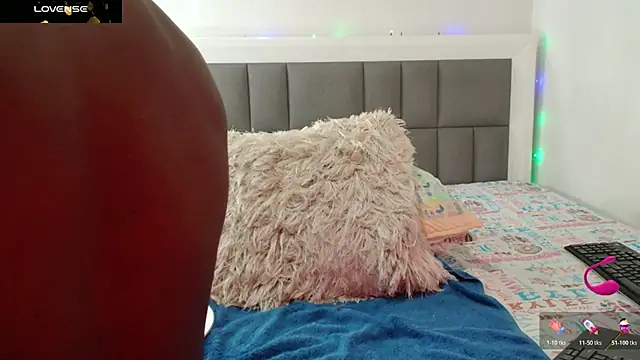 nicolaskan online show from February 2026 12:38:02 PM