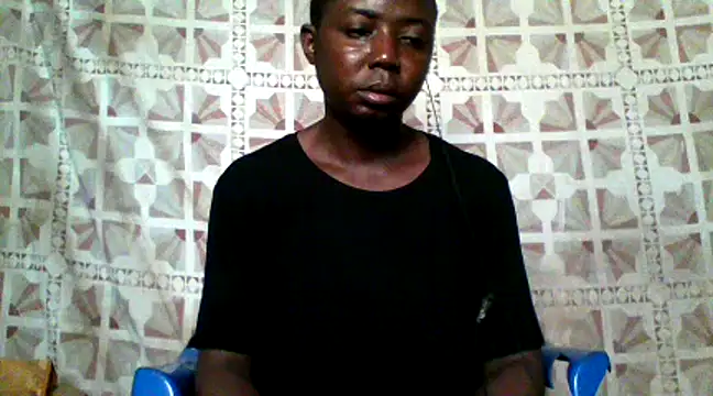 Snapshot of little__joy chatting on February 2025 01:00:01 PM little  joy online show from February 2025 01:00:01 PM
